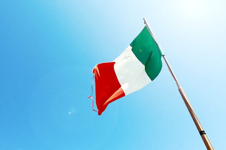Radar en Italie et limitation de vitesse le barème des amendes en Italie Coyote